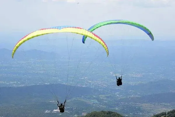 Paragliding in Uttarakhand
